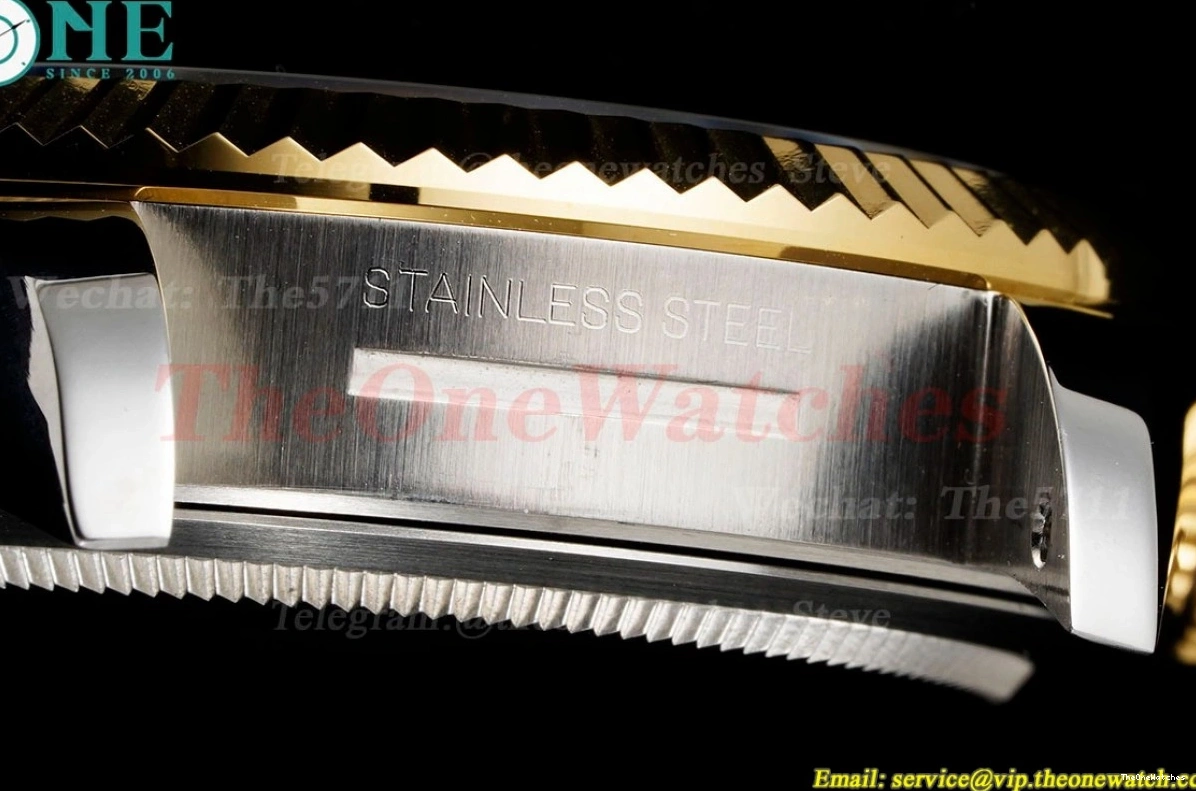 42mm SkyDweller A9001 326933  SS Oyster FNF Stk YG Black 0501
